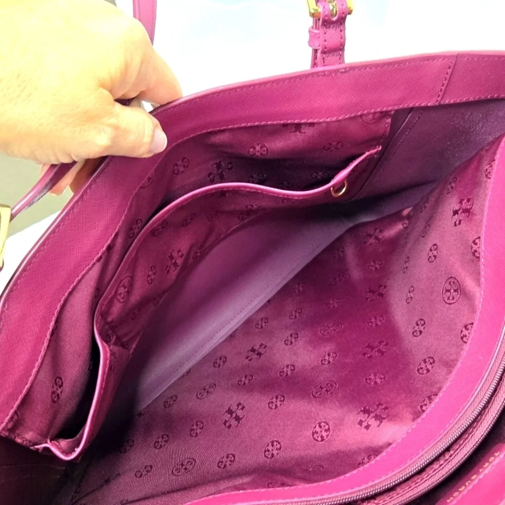 Tory Burch Emerson Tote Handbag. Burgundy, Saffiano Leather, Large.